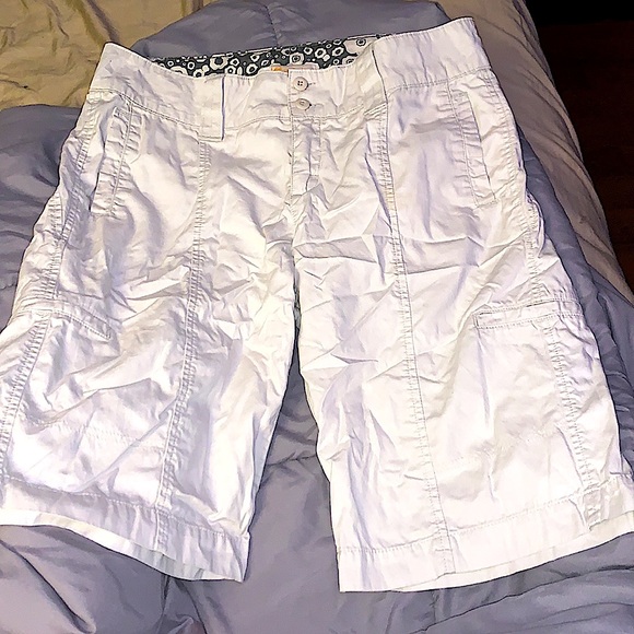 Lee Bermuda shorts white. - Picture 3 of 3